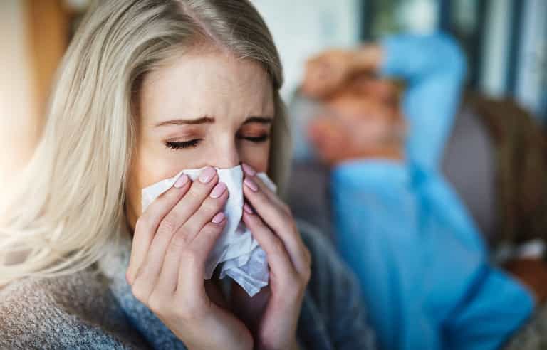 Suffering from hayfever? Gin and tonics can reportedly help Suffering from hayfever? Gin and tonics can reportedly help