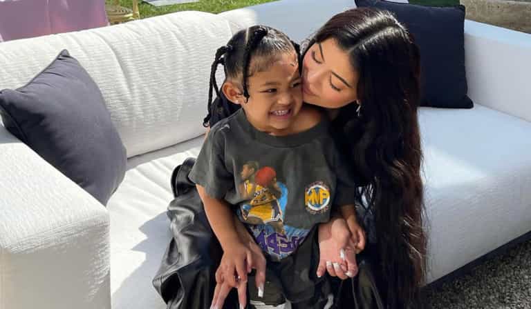 Like sister, like brother: Kylie Jenner’s newborn son Wolf looks “exactly” like Stormi Like sister, like brother: Kylie Jenner’s newborn son Wolf looks “exactly” like Stormi