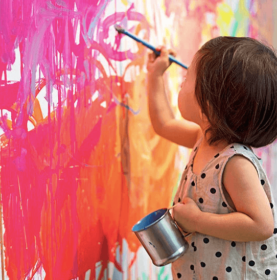Got some creative little ones at home? Dealz has just launched a massive new arts and crafts range