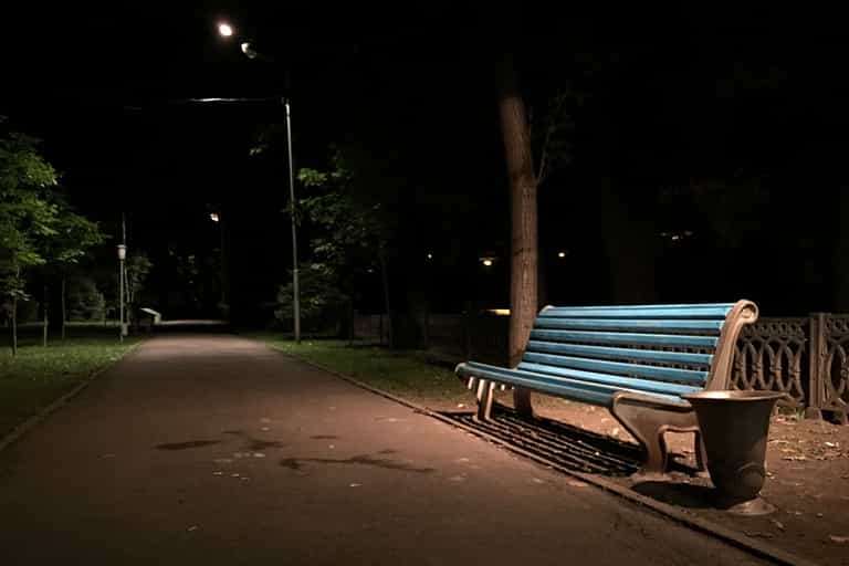 Man refuses to move from bench for making woman uncomfortable. Was he wrong? Man refuses to move from bench for making woman uncomfortable. Was he wrong?