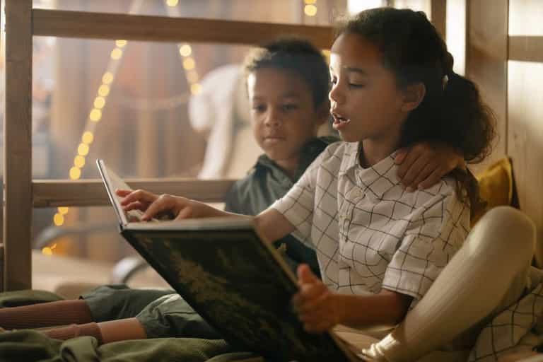 Young singers bring Christmas carols to life in new children’s audio-books Young singers bring Christmas carols to life in new children’s audio-books