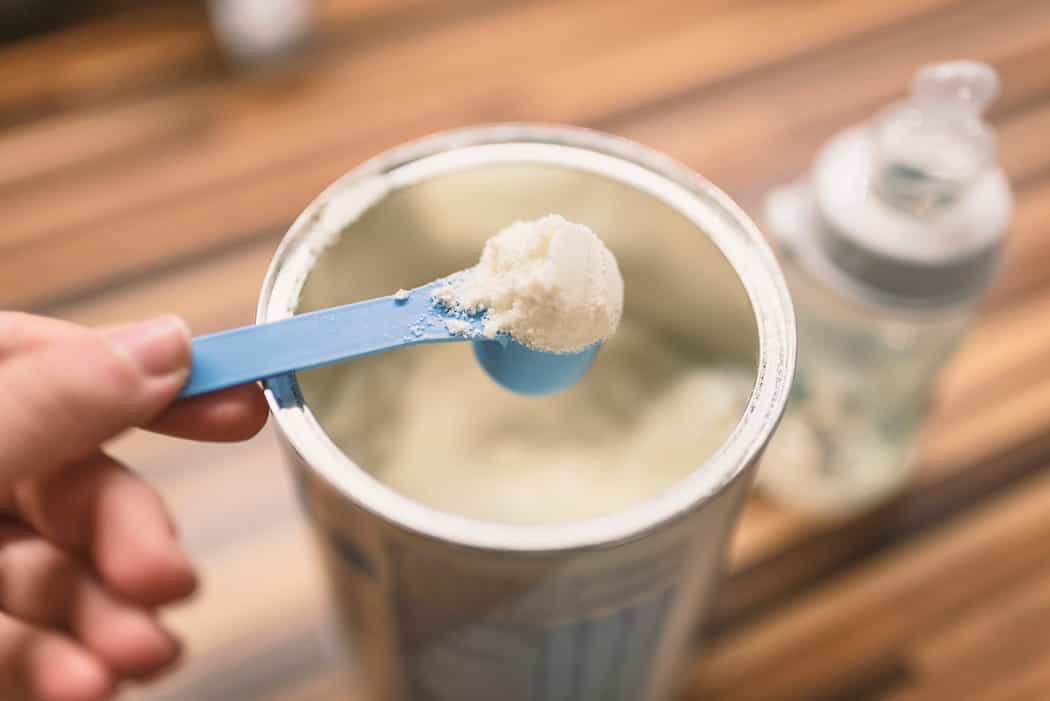 Irish doctors support calls to ban baby formula ads