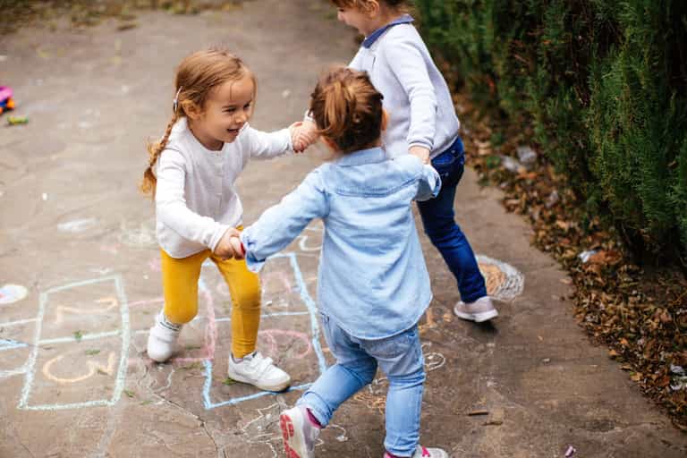 Mum sparks debate after revealing how she keeps track of her toddler Mum sparks debate after revealing how she keeps track of her toddler