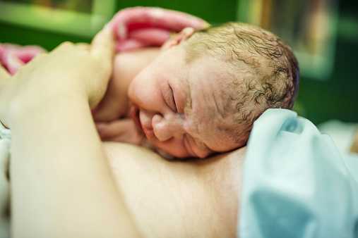 STUDY: Link between epidural and postnatal depression