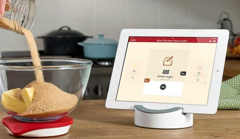 The ultimate kitchen hack: A baking tool that weighs everything for you