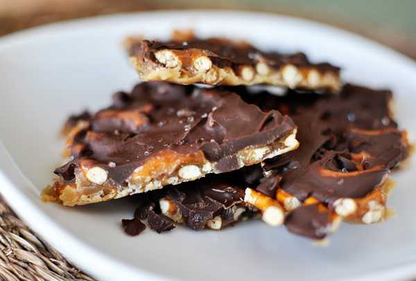 This salted-chocolate toffee is To. Die. For. (Seriously)