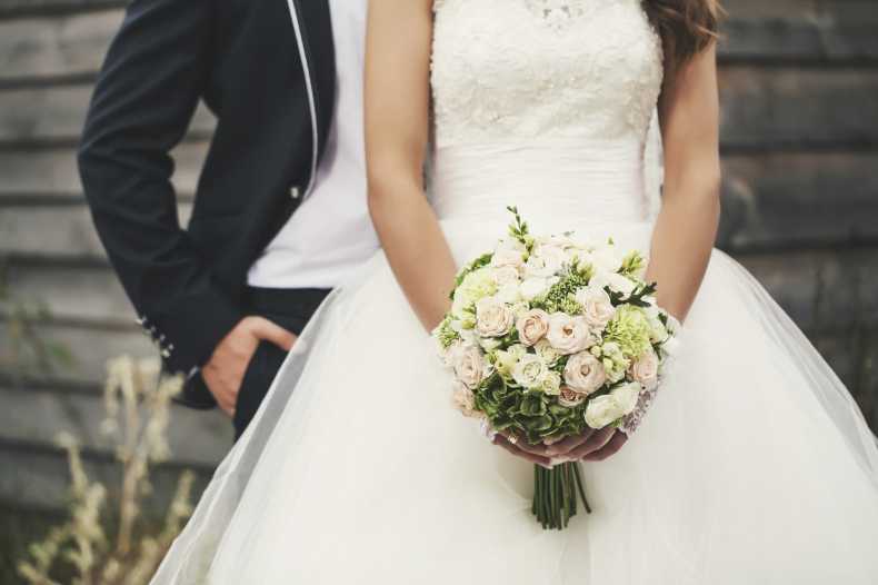 What this wedding photographer did for a bereaved bride will make you cry
