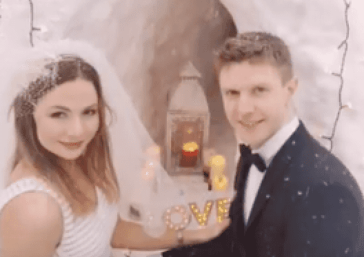 This Irish couple’s snowy back garden wedding ceremony is amazing