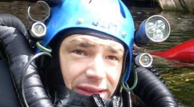 Irish-based cave diver ‘risked his life’ to rescue boys from flooded cave in Thailand