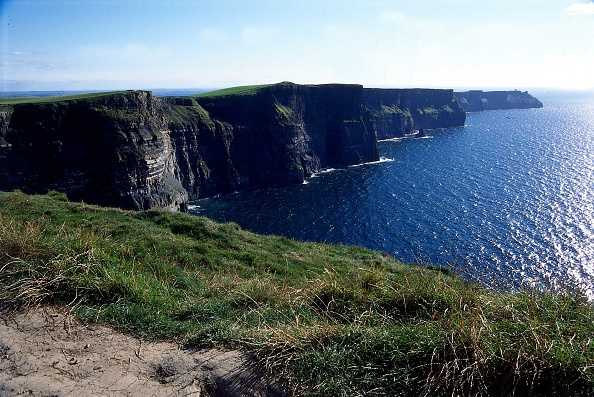 Dublin student dies after falling from Cliffs of Moher while trying to take a selfie