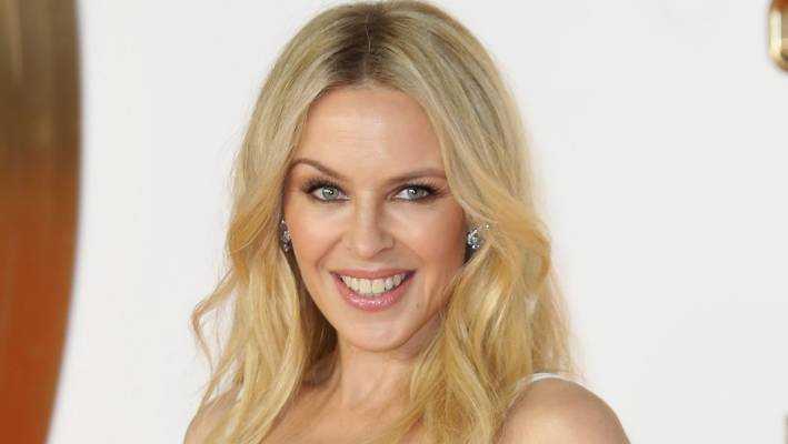 Kylie Minogue opens up about how breast cancer affected her chance to have kids