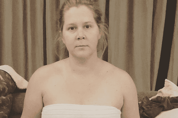 Amy Schumer’s OOTD includes a breast pump and honestly, we love her