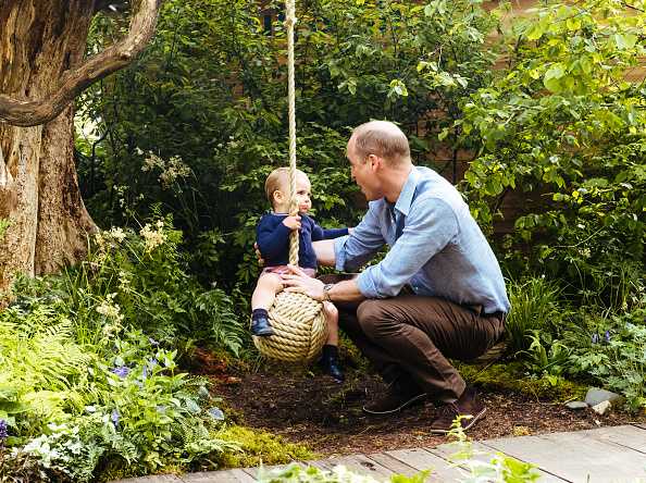 These gorgeous new photos of Prince Louis playing with George and Charlotte are too much