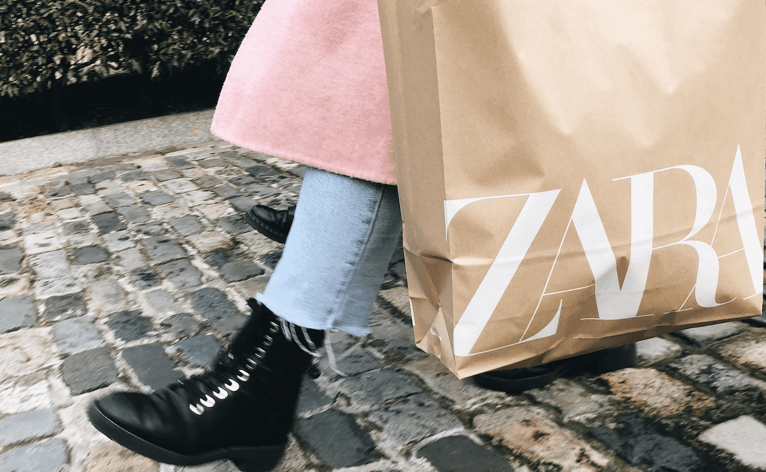 These €20 Zara trousers are seriously comfortable and they come in three colours