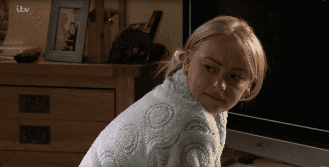 Corrie fans stunned as Katie McGlynn made a surprise appearance last night