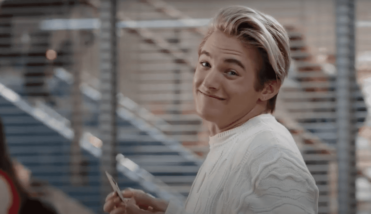 The first look trailer for the Saved By The Bell reboot has been released and there’s a mini Zack Morris!