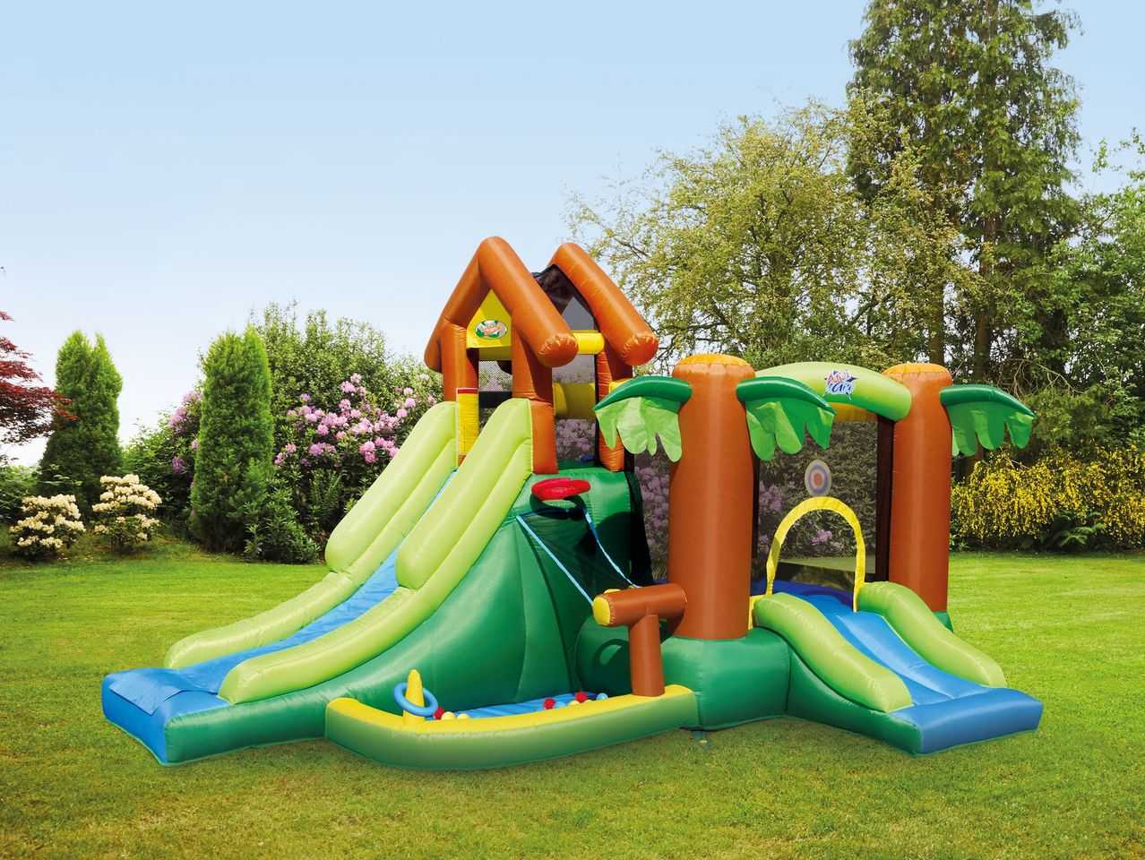 You can buy this incredible Outdoor Inflatable Play Centre at Aldi!