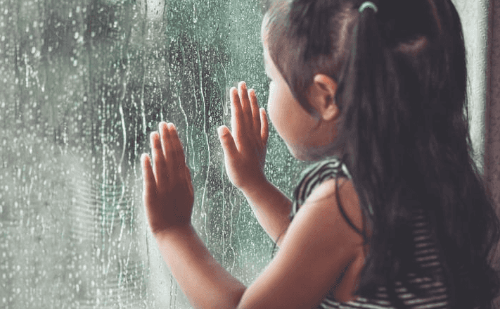 10 easy ‘storm day’ indoor activities that might just save your sanity