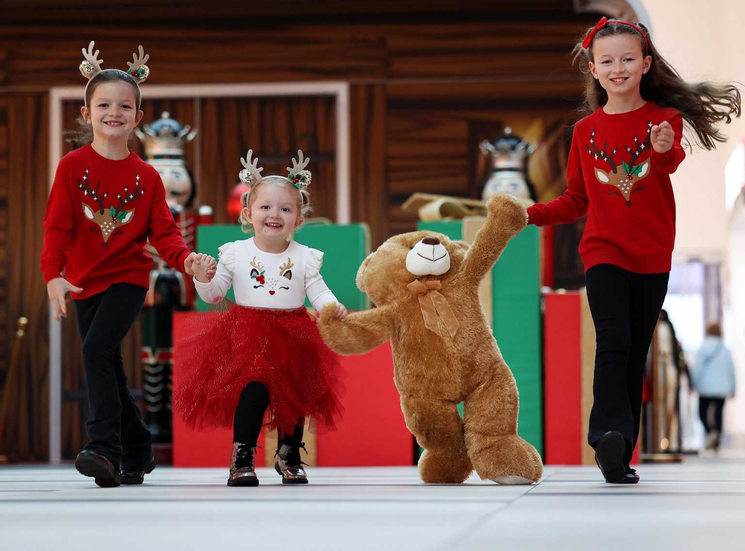 Santa Returns to Liffey Valley for a Magical Family Day