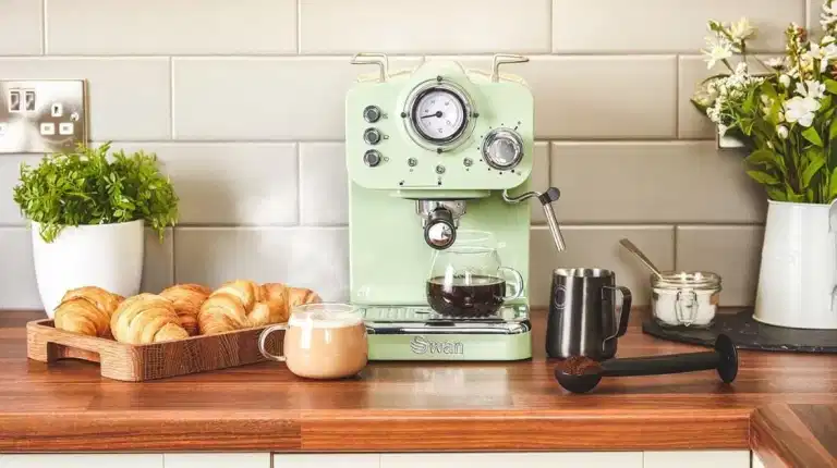 Shoppers who missed out on Aldi espresso machine find perfect alternative