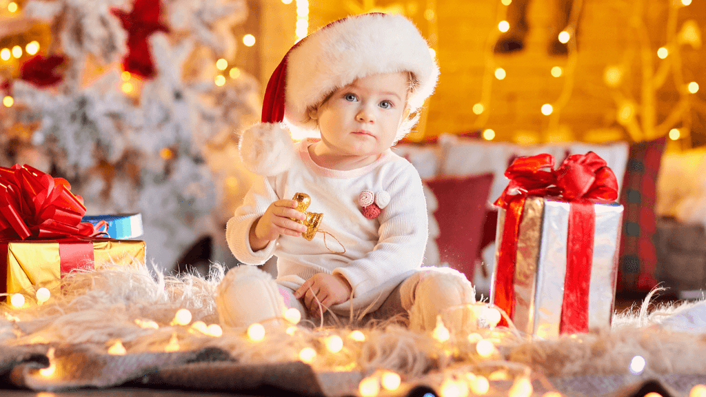 Most popular names for babies born in December revealed