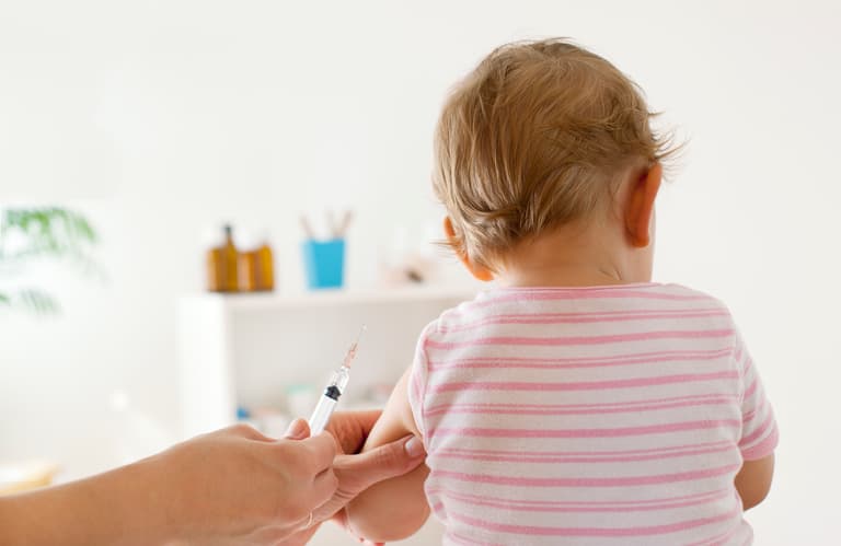 Mother tries to organise “anti-vaccination catch-up” at Melbourne Zoo
