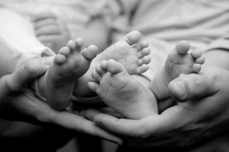 Mixed Race Couple Have Twins with Different Skin Colouring