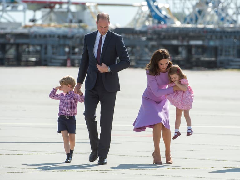 So THIS is Kate Middleton’s secret to wearing heels all day