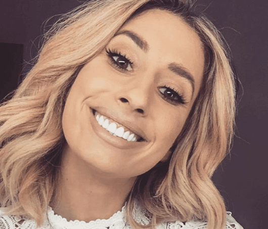 Stacey Solomon shares unedited bikini photos in stand against airbrushing