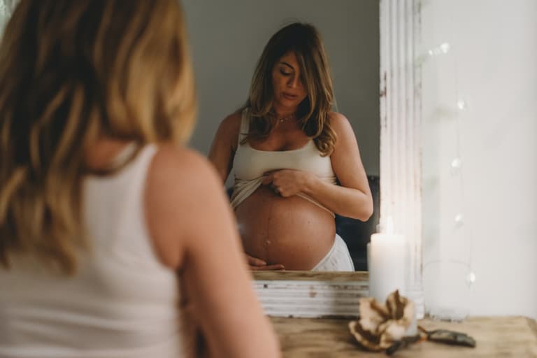 One mum’s inspirational ‘stretch marks’ Instagram post is exactly what we needed to see this summer
