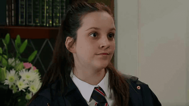 Pregnant Amy Barlow to make massive decision about her baby in Corrie soon