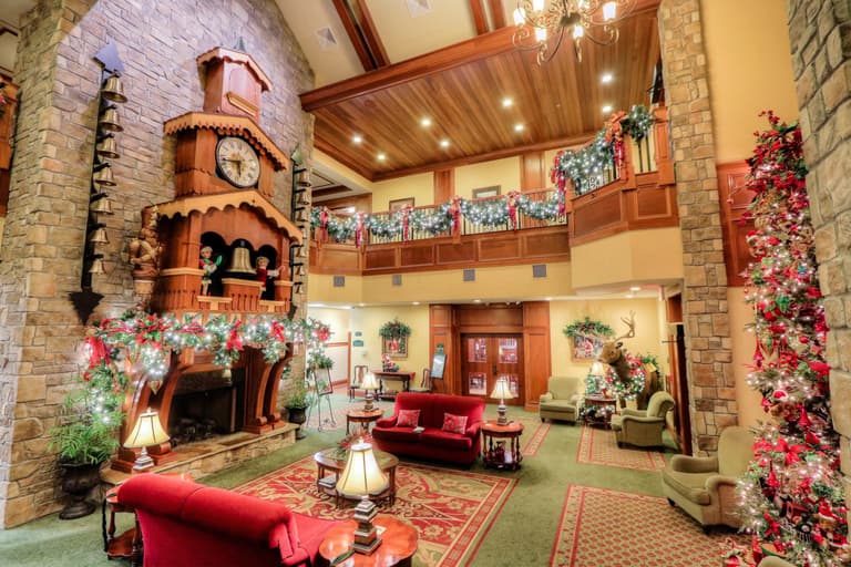 It’s CHRISTMAS 365 days a year in this hotel, and we need to visit right now