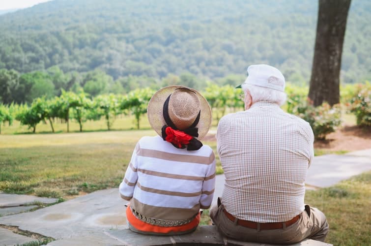 Postcards to your Granny is a project to re-connect teens and their grandparents