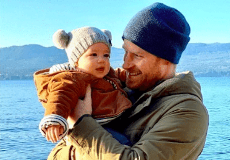 The sweet detail you may not have noticed in Meghan and Harry’s new photo of Archie