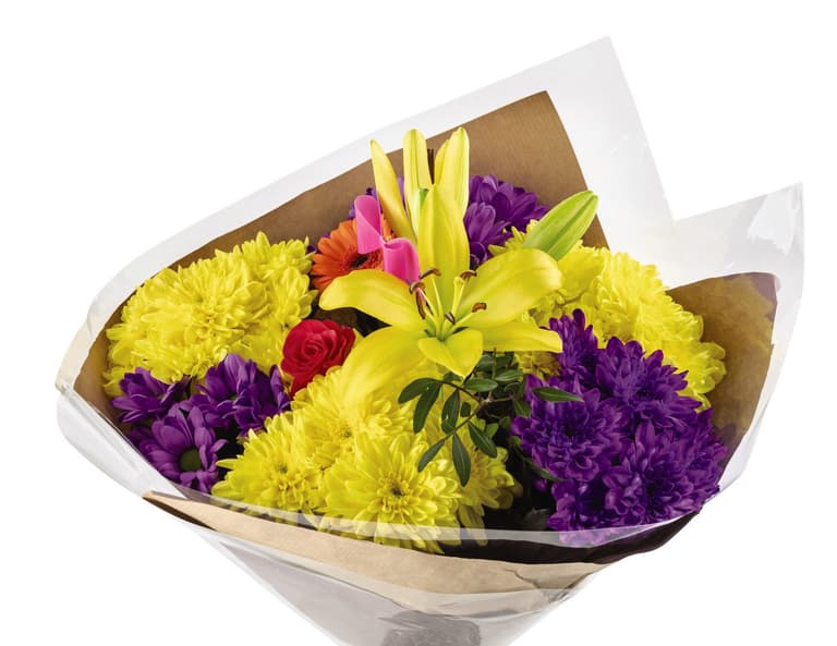 Aldi to sell flowers in aid of the Irish Cancer Society from August 27