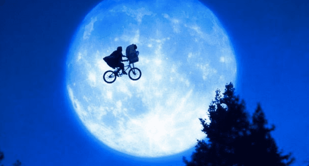 Cancel whatever plans your had for Sunday and go watch E.T. at this Dublin drive-in cinema