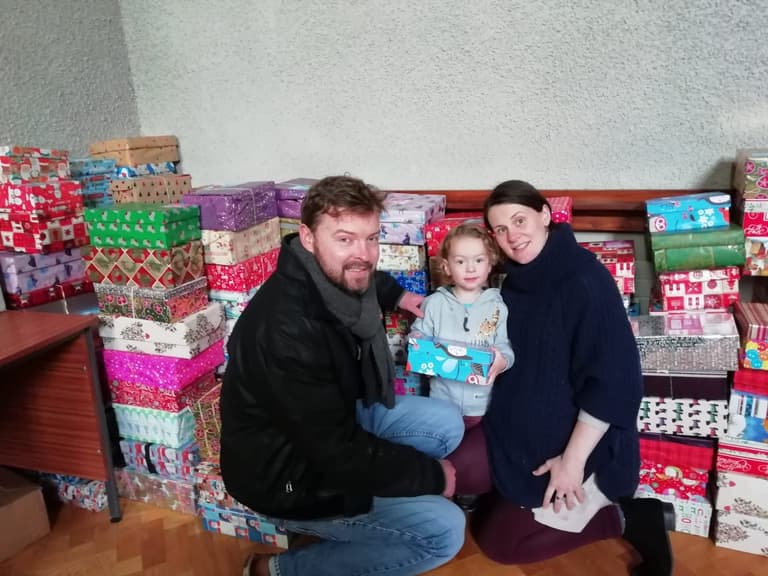 Couple who met volunteering with Team Hope talk about how it’s become their family tradition