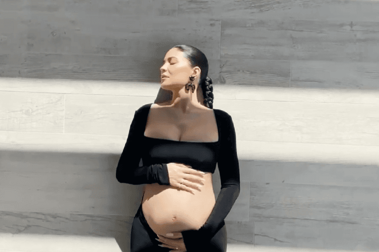“Stormi, we’re gonna have a baby”: Kylie Jenner expecting her second child