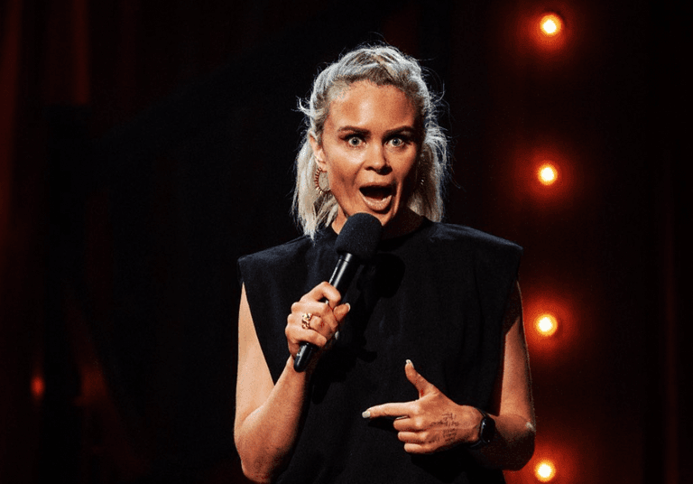 Joanne McNally recounts “horrible” anxious turn during recent performance