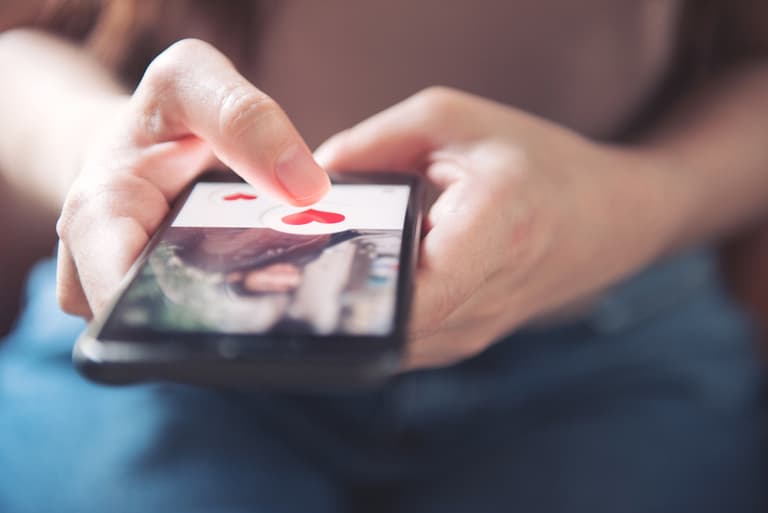 I found my friend’s husband on a dating app- should I tell her?