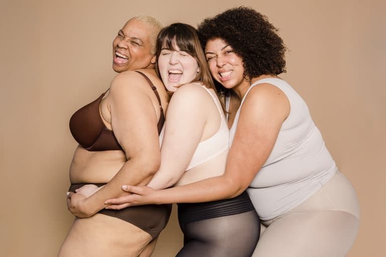 Musings: Dear bra designers, the mums with big boobs would like pretty bras too