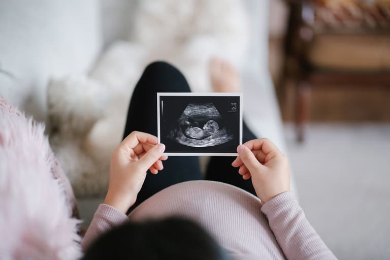 Mum refuses to tell partner gender of their baby after he skipped scan to go to the chippy