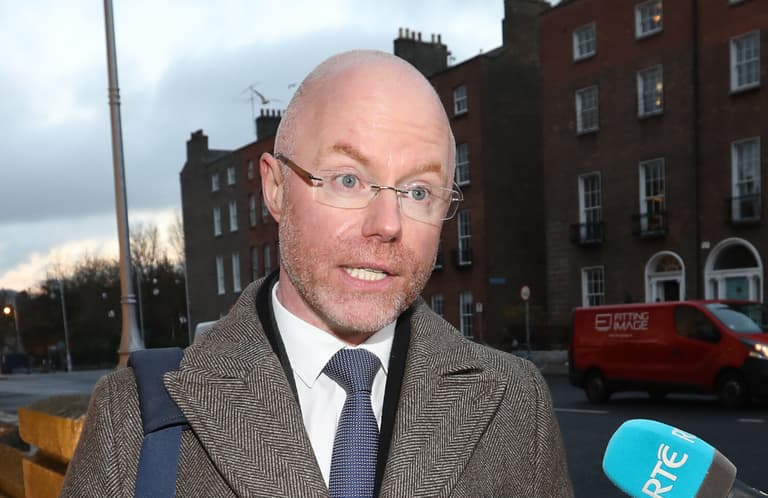 Minister for Health slammed for failing to return amid Temple Street scandal