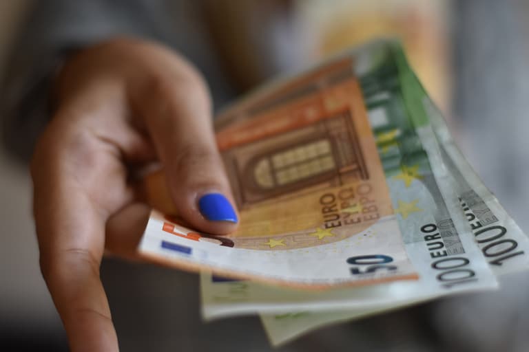 Here’s when parents can expect the €100 Child Benefit bonus Here’s when parents can expect the €100 Child Benefit bonus