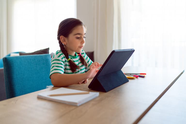 Mum issues urgent warning after spotting worrying message on her child’s Roblox account