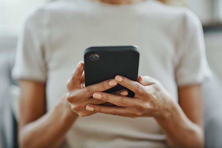 ‘We live in a very disgusting world’ – Mum highlights the sinister side of sharing children online