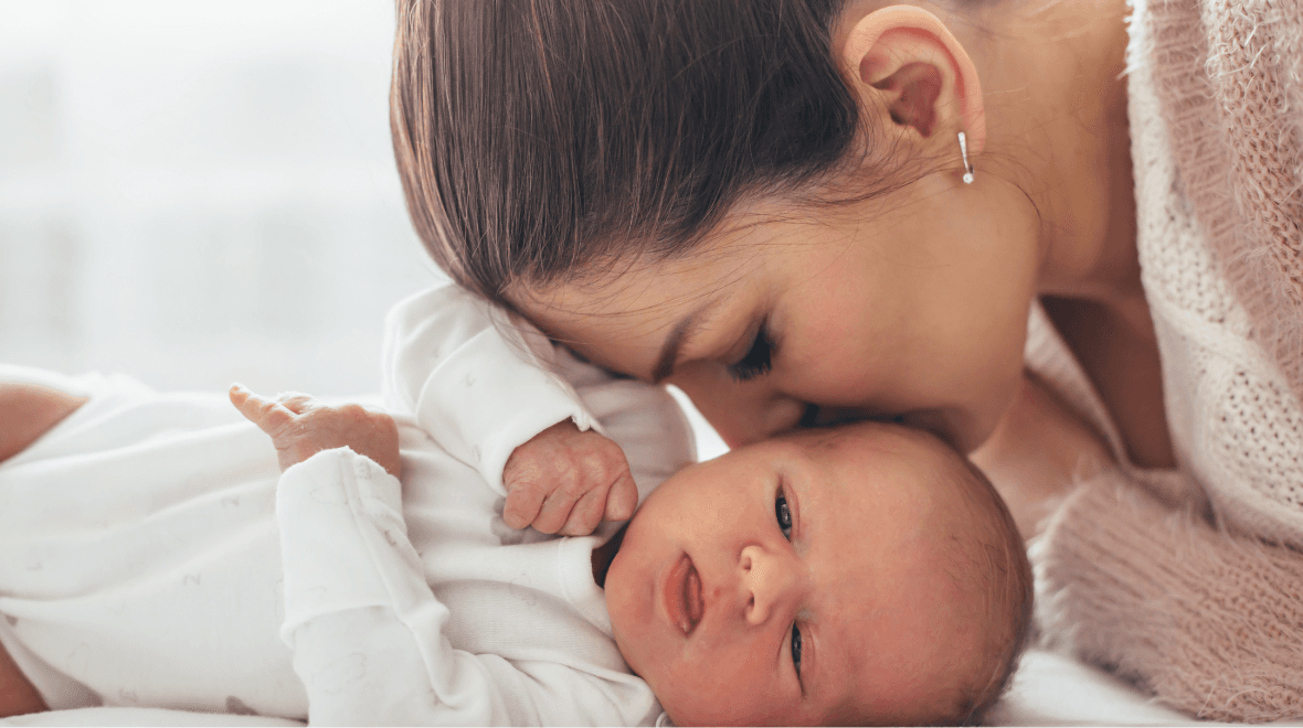 New mums are raving about this portable bottle warmer