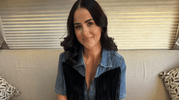 Irish singer Lisa McHugh reveals she has split from her husband after year of challenges