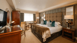 People are swiping up this 4* Killarney hotel offer with late checkout and 52% off