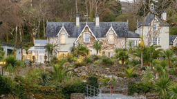 Unwind at this charming 4* retreat with this incredible Wowcher offer